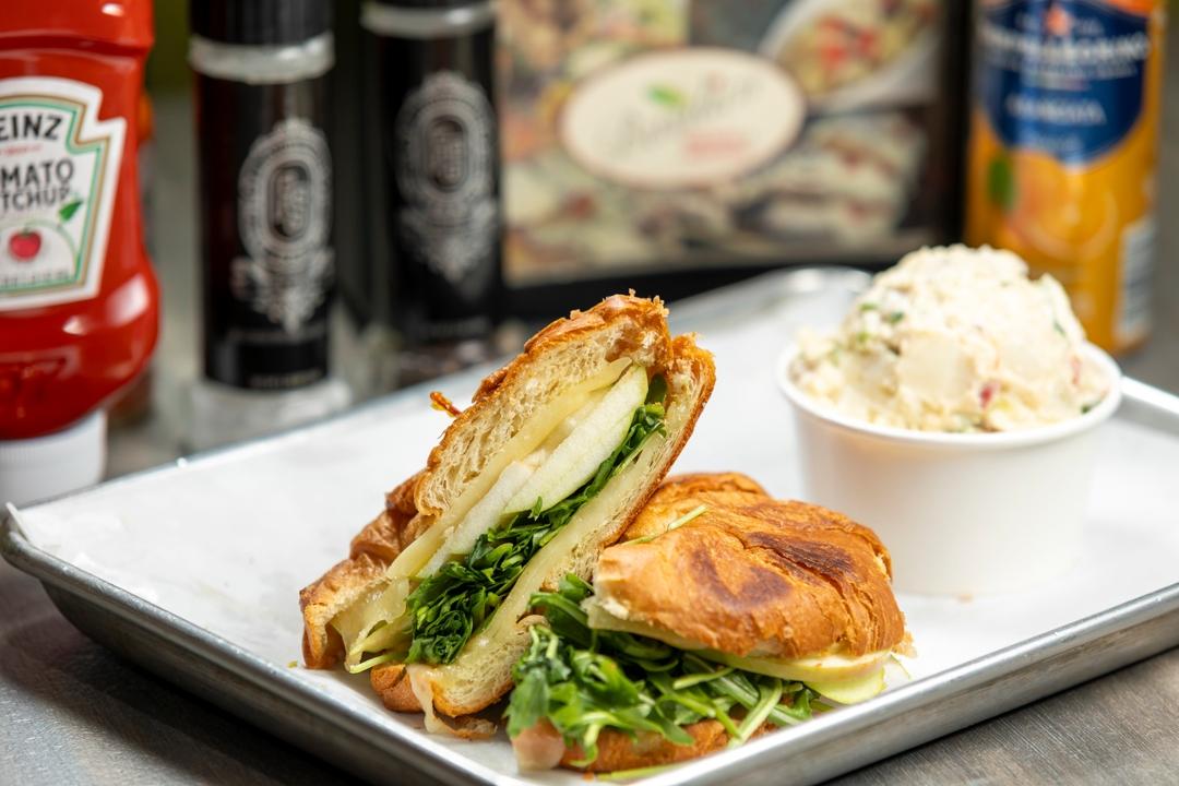 Fontina & Apple